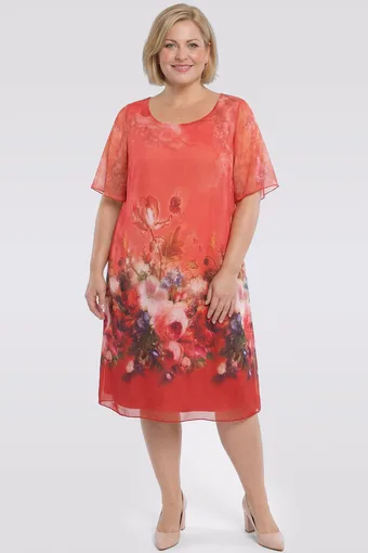 Rožinė suknelė su blizgučiais